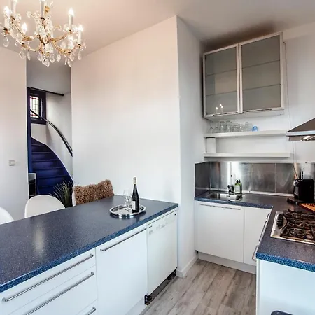 Shell Square Holiday home